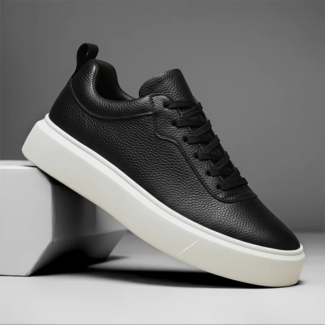 Sneakers Noir en Cuir Grainé  - Tres Confortable