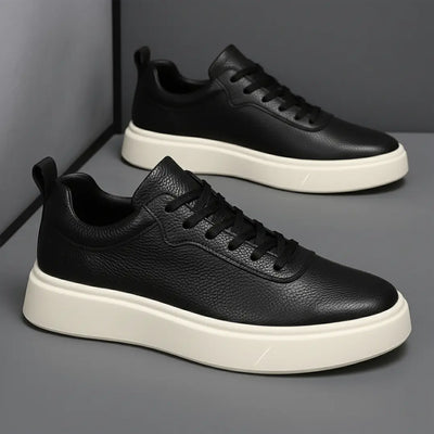 Sneakers Noir en Cuir Grainé  - Tres Confortable